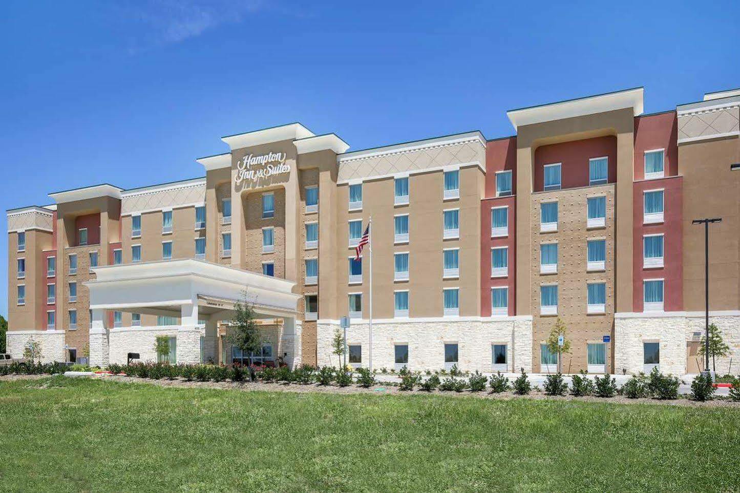 Hampton Inn & Suites Dallas/Frisco North-Fieldhouse Usa Екстер'єр фото